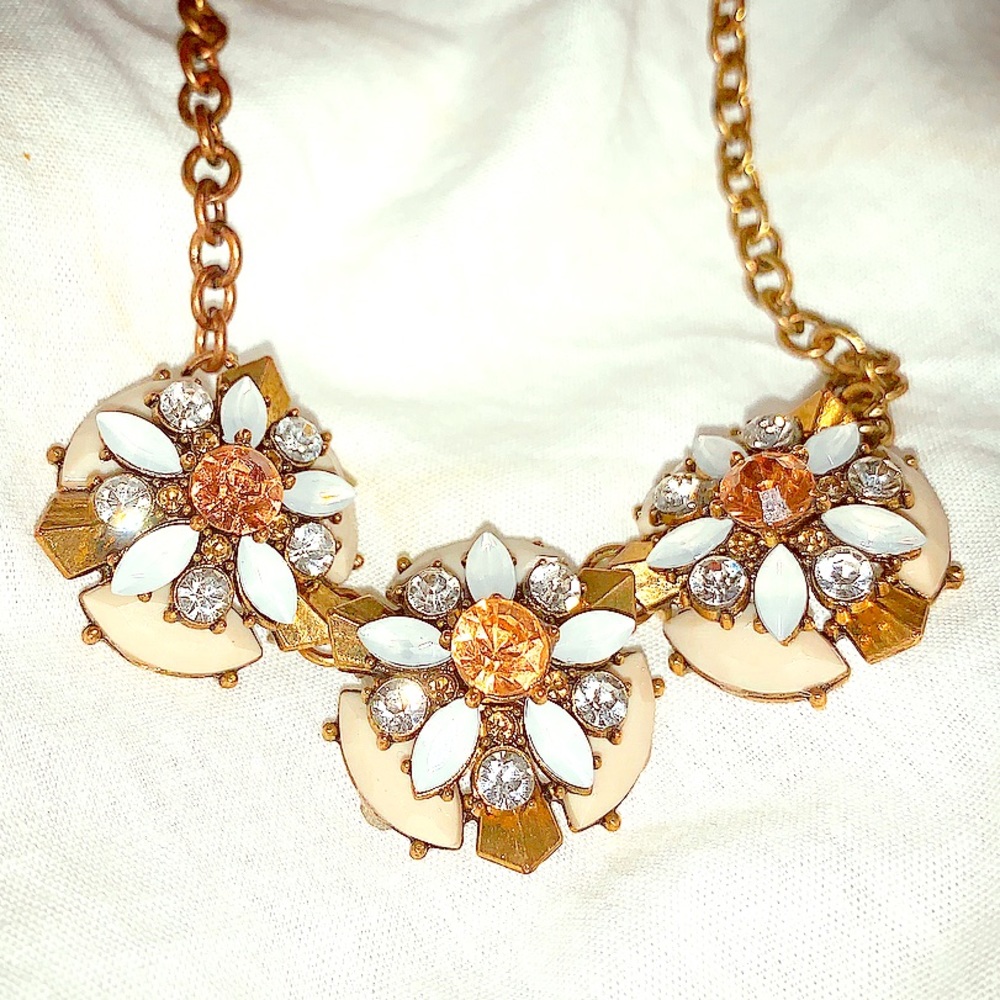 #statmentjewelry #Statementnecklace #peachy #bling